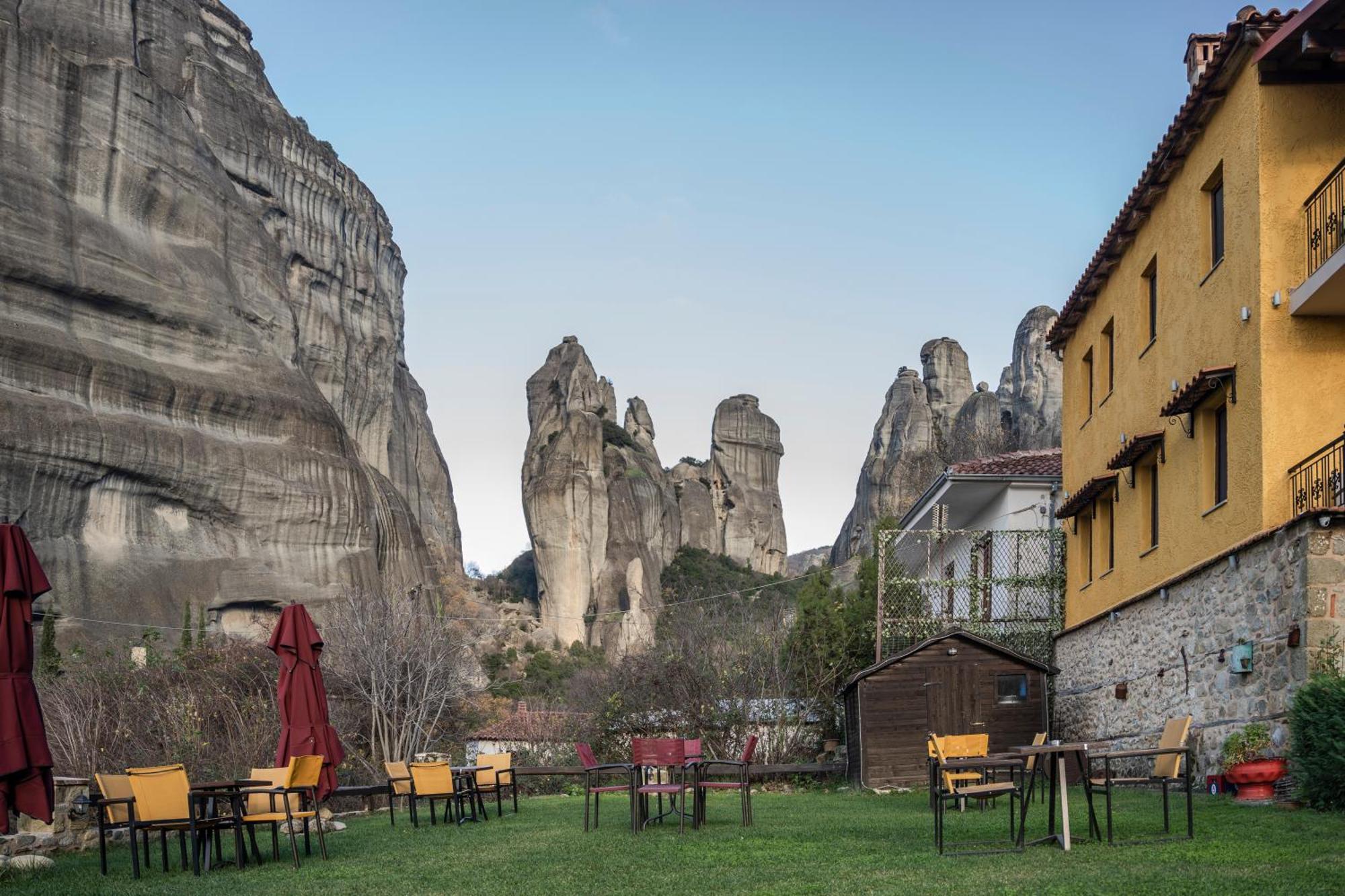 Hotel Archontiko Mesohori Meteora à Kalambaka Extérieur photo