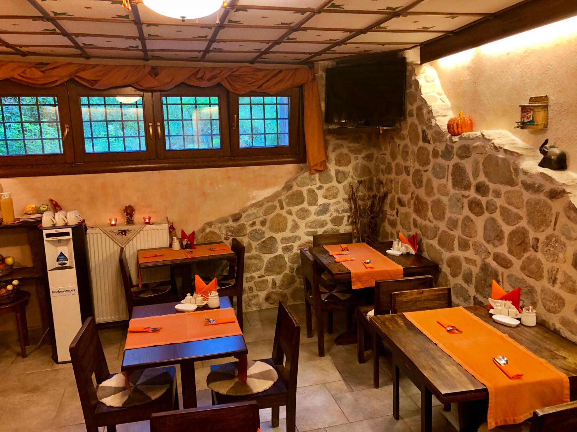 Hotel Archontiko Mesohori Meteora à Kalambaka Extérieur photo
