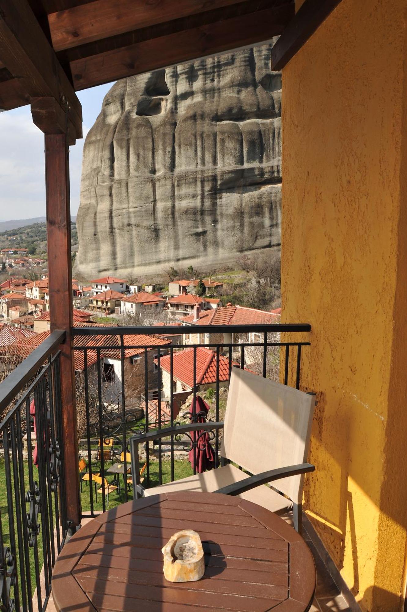 Hotel Archontiko Mesohori Meteora à Kalambaka Extérieur photo